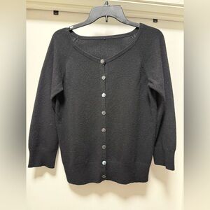 100% Cashmere Women’s Cardigan Sweater